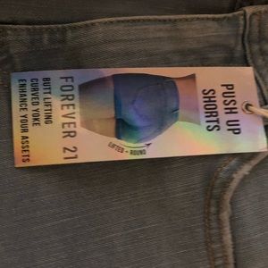 Jean Push Up Shorts !!